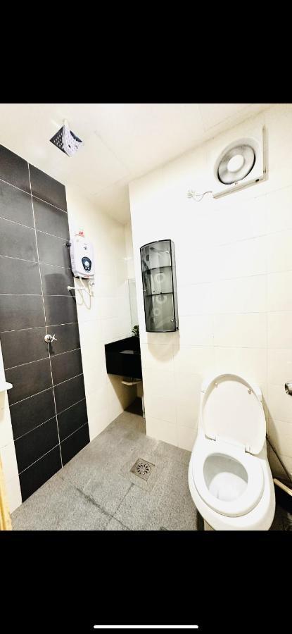 Royal Ville Studio Kota Bharu Zewnętrze zdjęcie